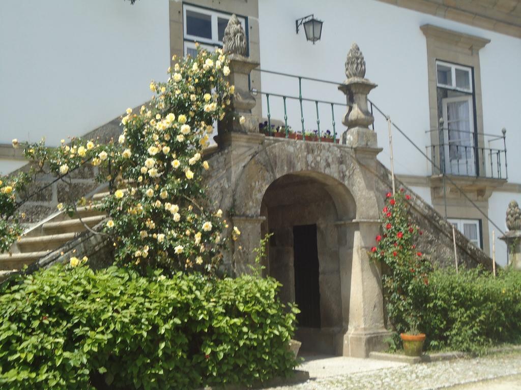 Casa Dos Pombais Bed and Breakfast Guimarães Esterno foto